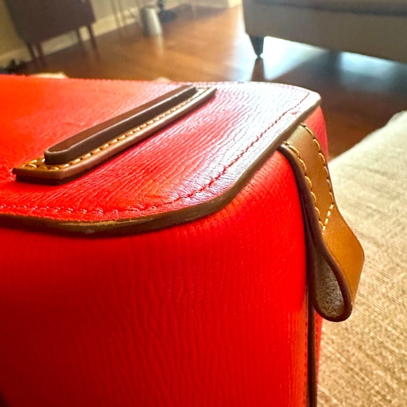 Dooney & Bourke LEATHER Shoulder Bag or Tote in GERANIUM. EXQUISITE QUALITY. - Picture 9 of 12